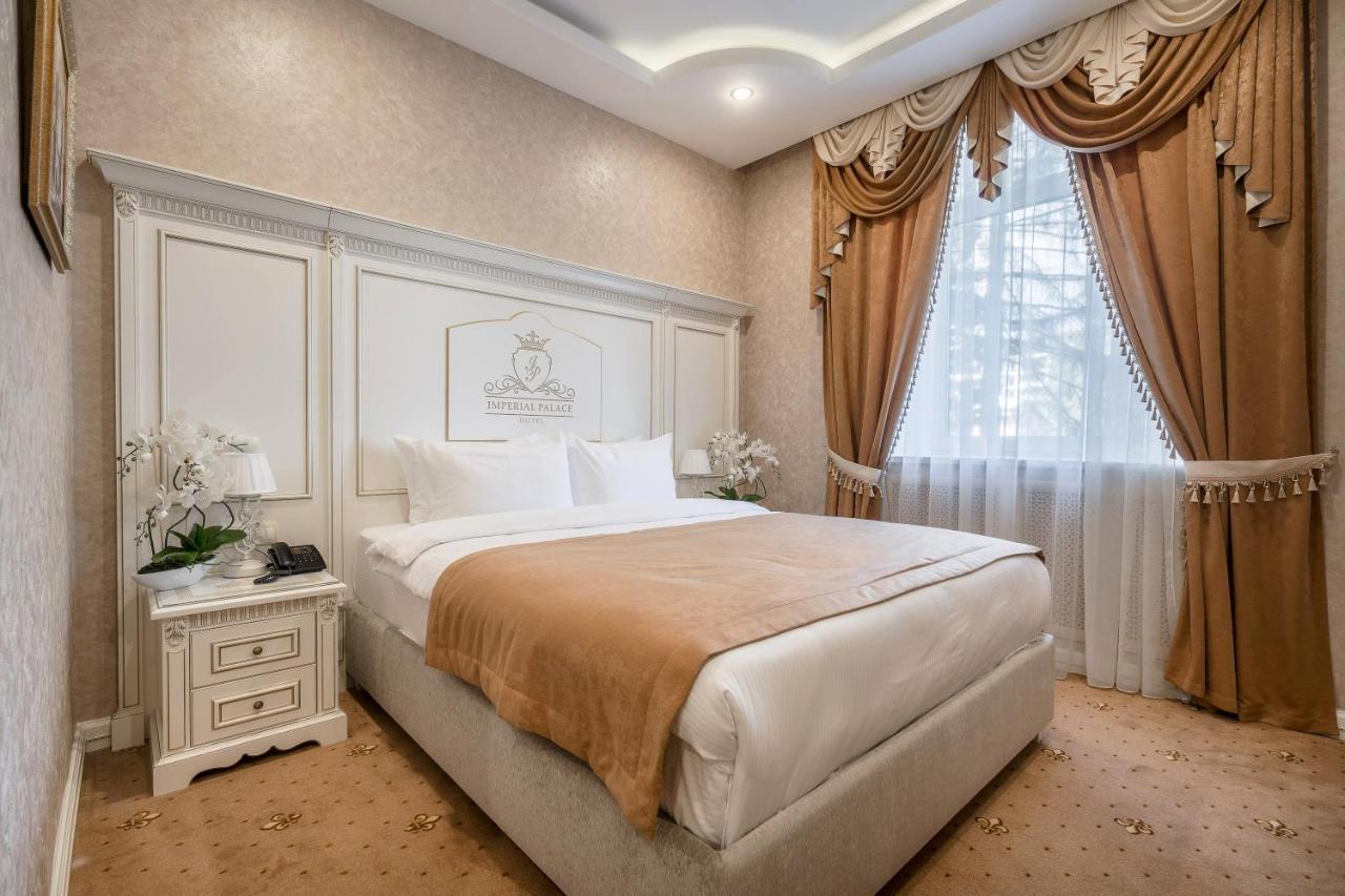 Imperial Palace Hotel Minsk Buitenkant foto