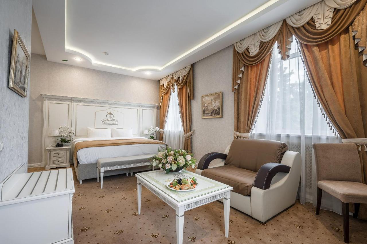 Imperial Palace Hotel Minsk Buitenkant foto