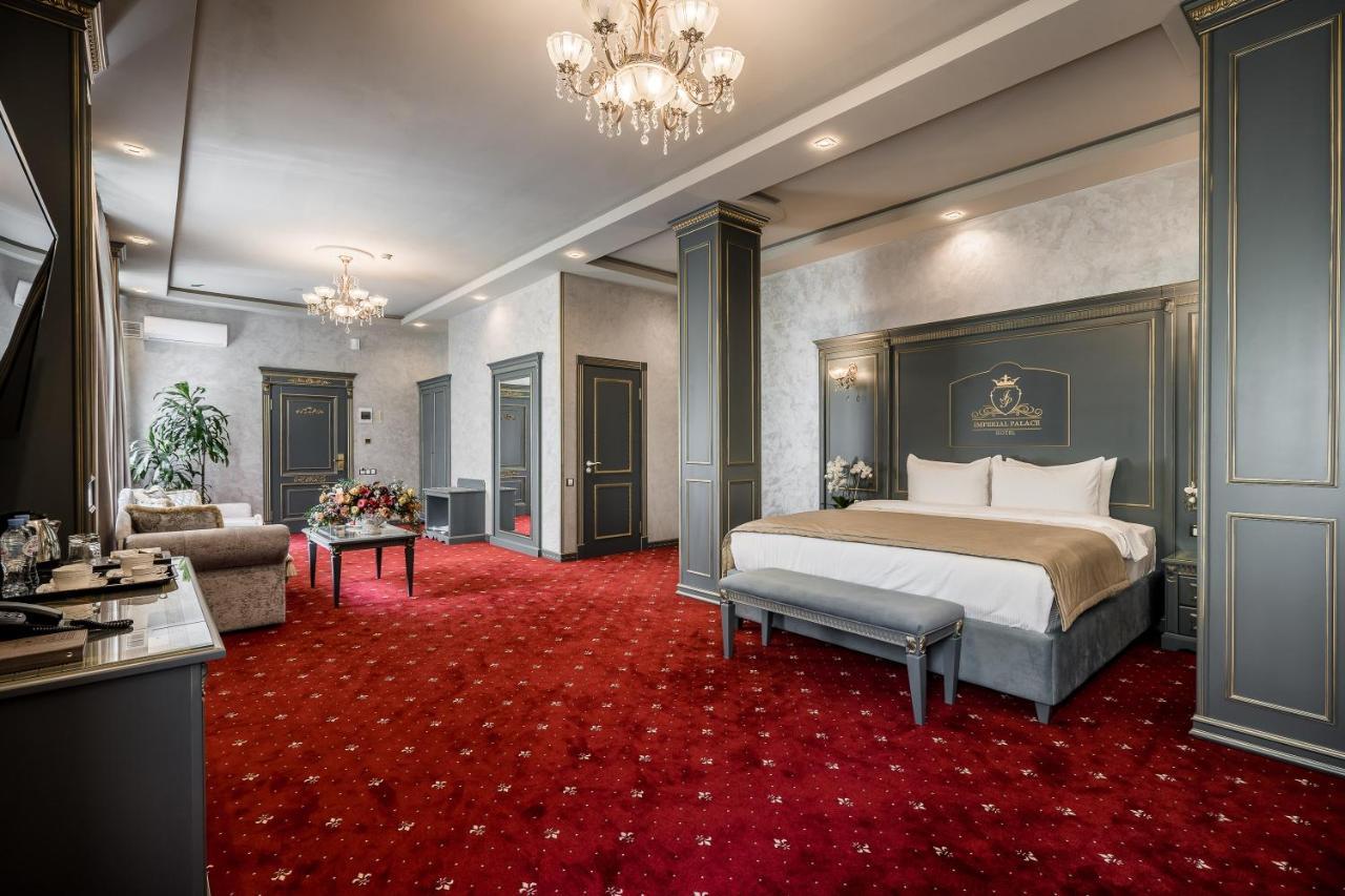 Imperial Palace Hotel Minsk Buitenkant foto