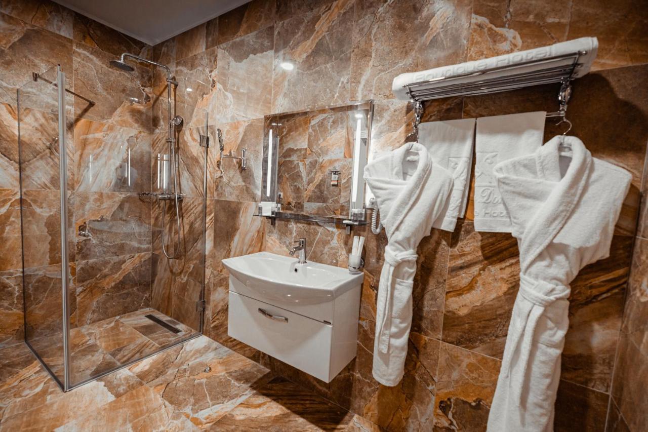 Imperial Palace Hotel Minsk Buitenkant foto